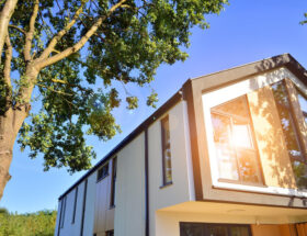 Double ou triple vitrage : lequel choisir pour sa maison à Quimper ?